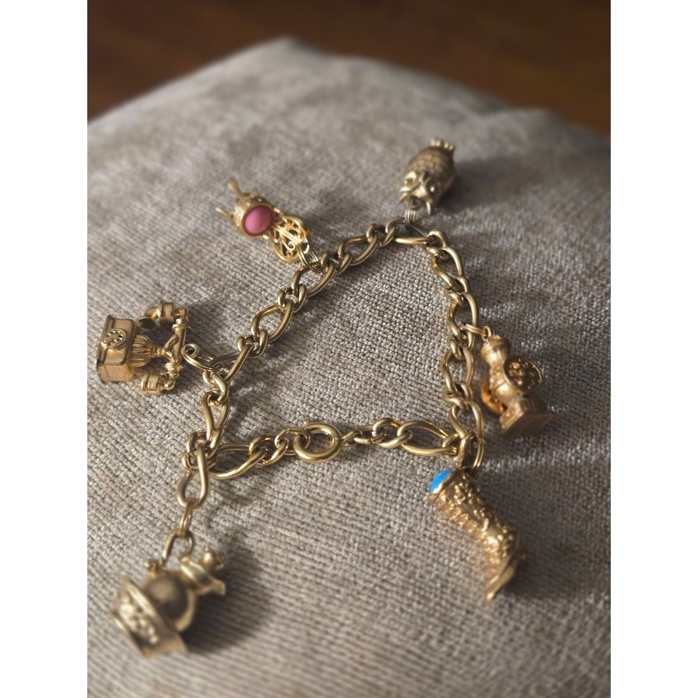 Complete 1973 Signed AVON Gold Tone Victorian Charm Bracelet - All 6 Charms Rare